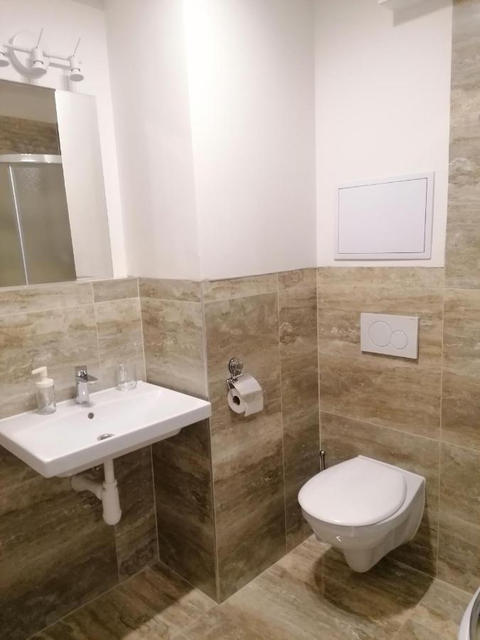 Brand New Studio Apartment # 45 With Free Parking In The City Center Prague Extérieur photo